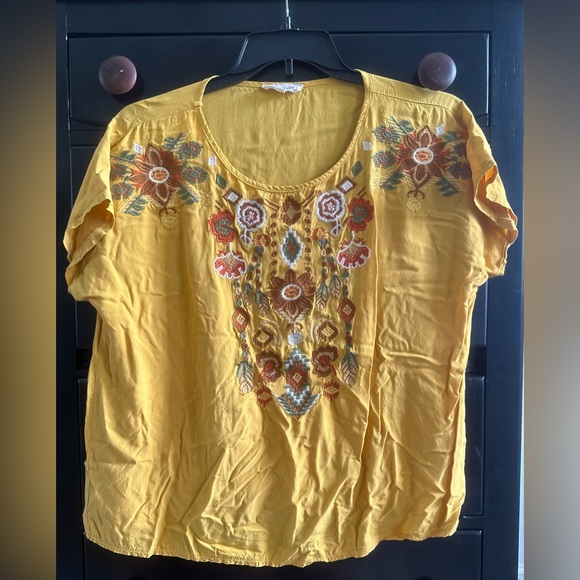 Women’s XL Shirt Bundle - Picture 8 of 13